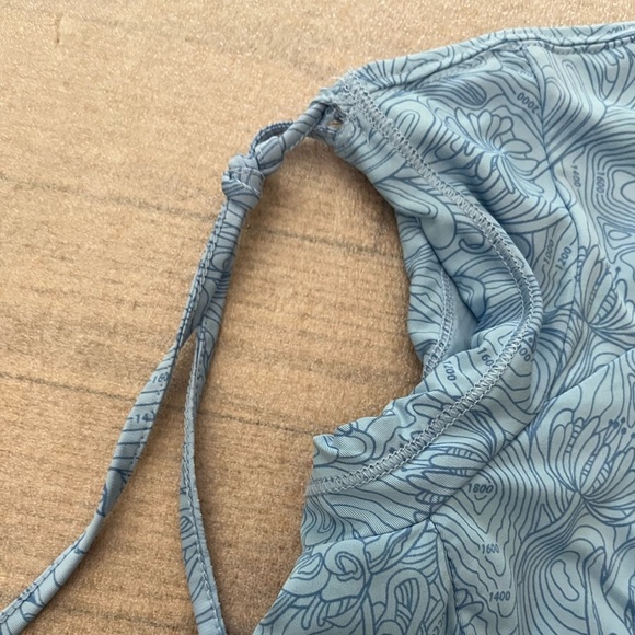 [L] Columbia Titanium Gray Blue Short Cap Sleeve Floral T-Shirt NWOT - Picture 4 of 8